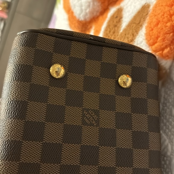 Authentic Louis Vuitton purse - Picture 6 of 9